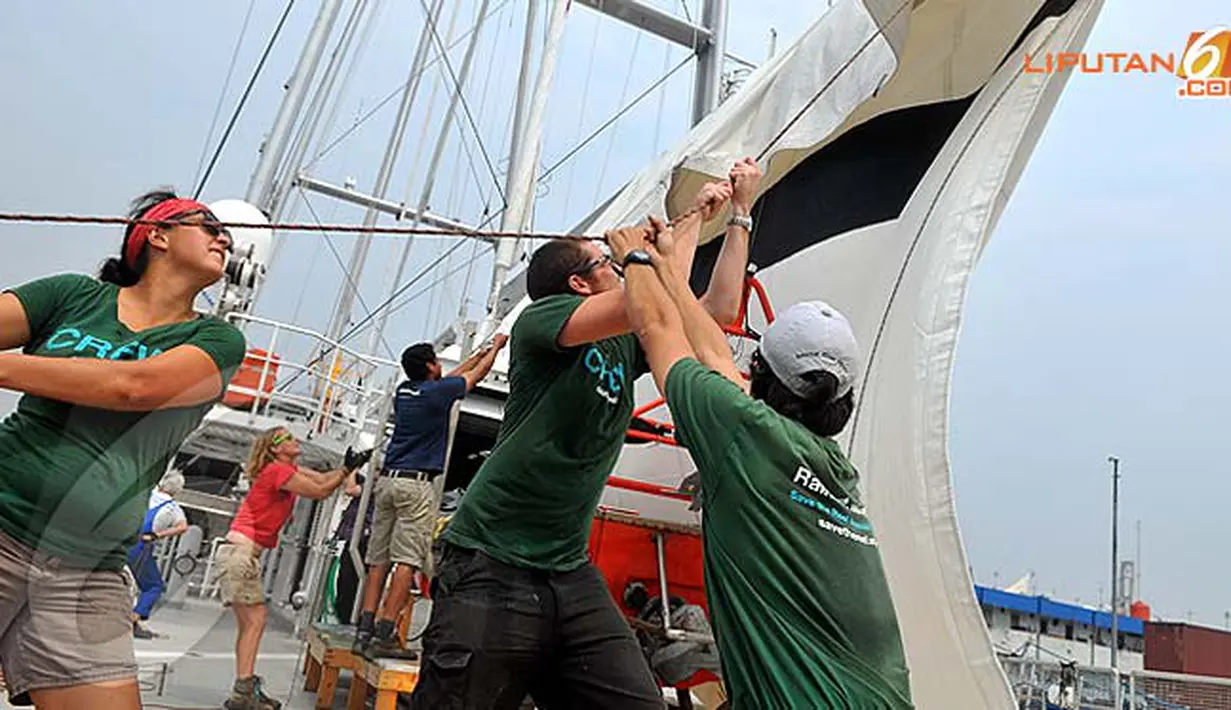 Rainbow Warrior III akan berlayar dengan tiang setinggi 55 meter ramah lingkungan dengan menggunakan tenaga angin. (Liputan6.com/Abdul Aziz Prastowo)