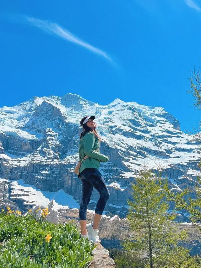 Nana Mirdad (Instagram/nanamirdad_)