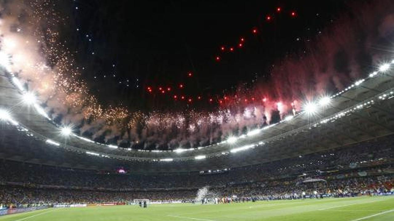 Stadion Olympic dan kembang api saksi sejarah Spanyol