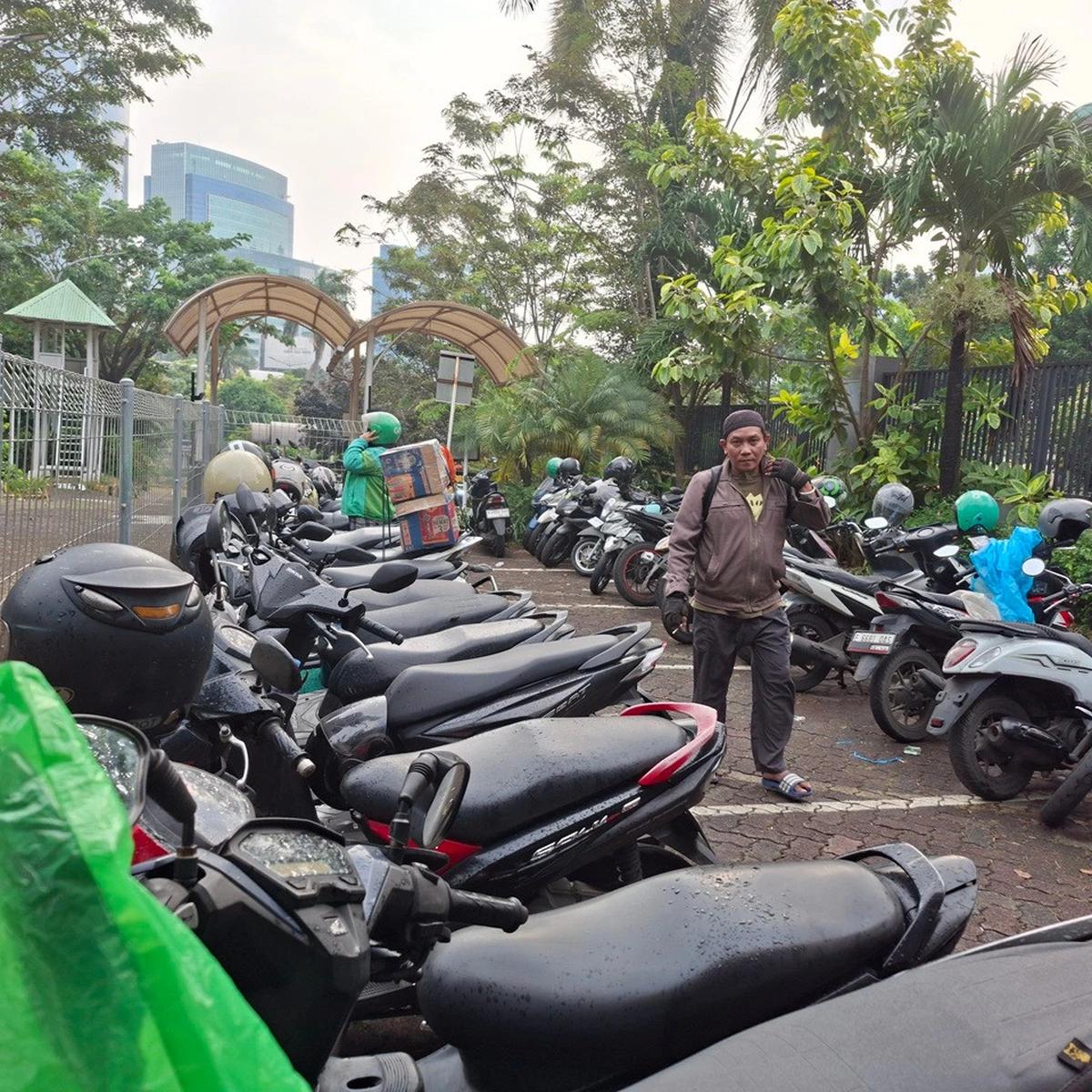 Lokasi Parkir Khusus Ojol di Mal