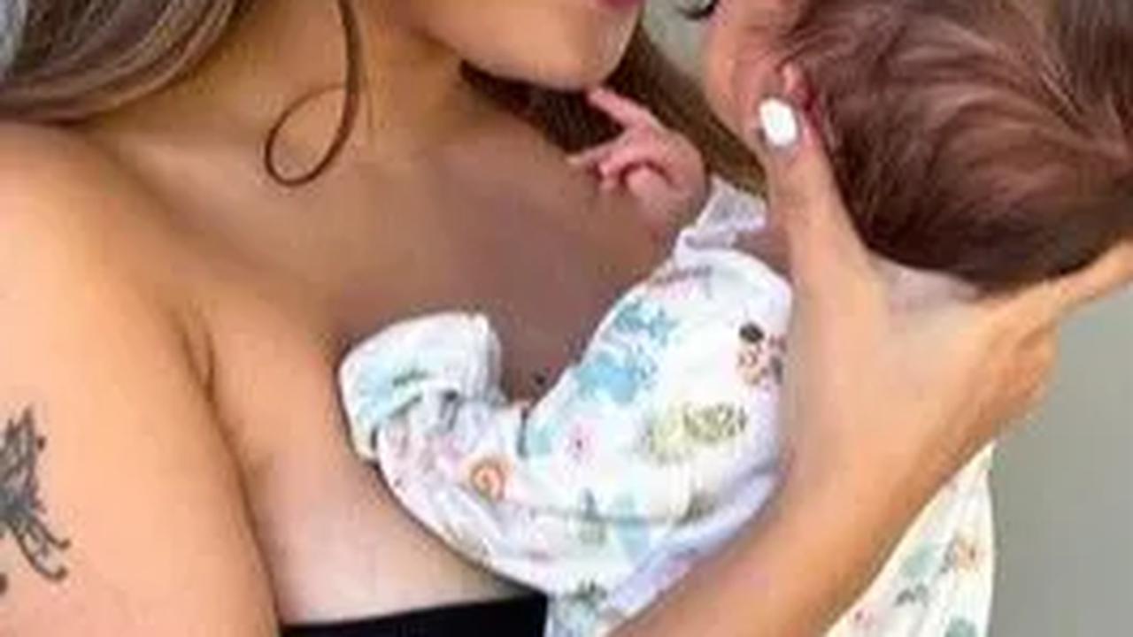 Wajah Masih Rahasia, Potret Baby Kamari Putri Jennifer Coppen yang Miliki Mata Indah dan Tubuh Gembul