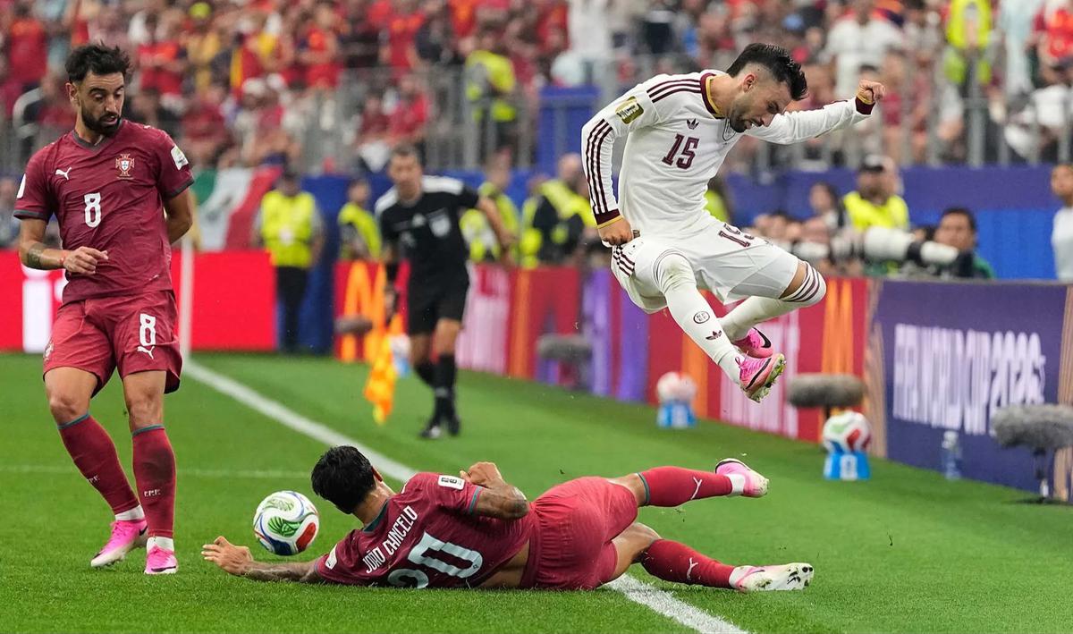 FOTO: Ronaldo Menangis Portugal Tersingkir dari Piala Dunia 2026