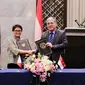 Menteri Luar Negeri RI Retno Marsudi dan Menteri Luar Negeri Filipina Enrique Manalo dalam pertemuan bilateral di Manila, Filipina, Selasa (9/1/2023). (Dok: X/@Menlu_RI)