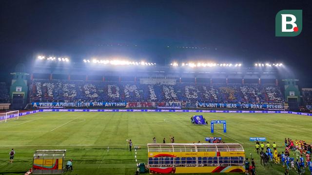 FOTO Suporter Persib Bandung di final BRI Liga 1 2023/2024