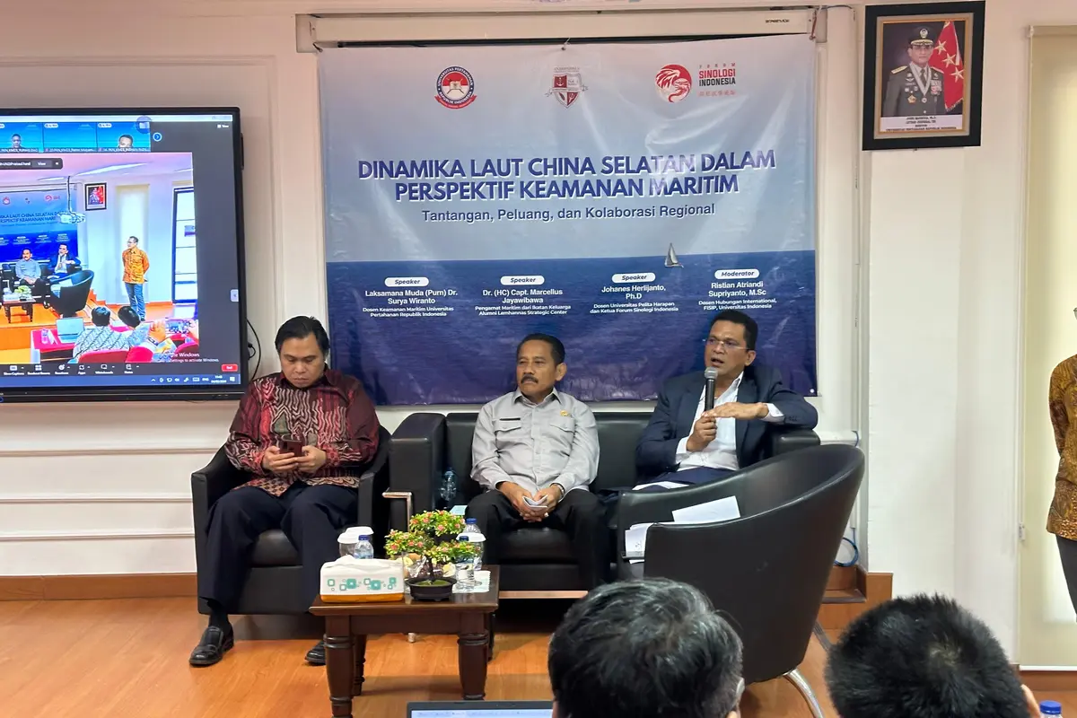 Kuliah Pakar - Prodi Keamanan Maritim yang bertajuk bertajuk "Dinamika Laut China Selatan Dalam Perspektif Keamanan Maritim: Tantangan, Peluang, dan Kolaborasi Regional" di Universitas Pertahanan Republik Indonesia, Senin (4/3/2024) (Istimewa)