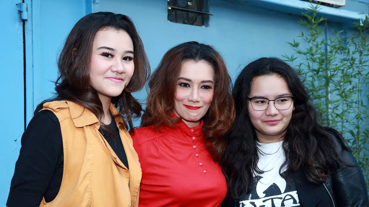 [Bintang] Reza Artamevia - Zahwa - Aaliyah