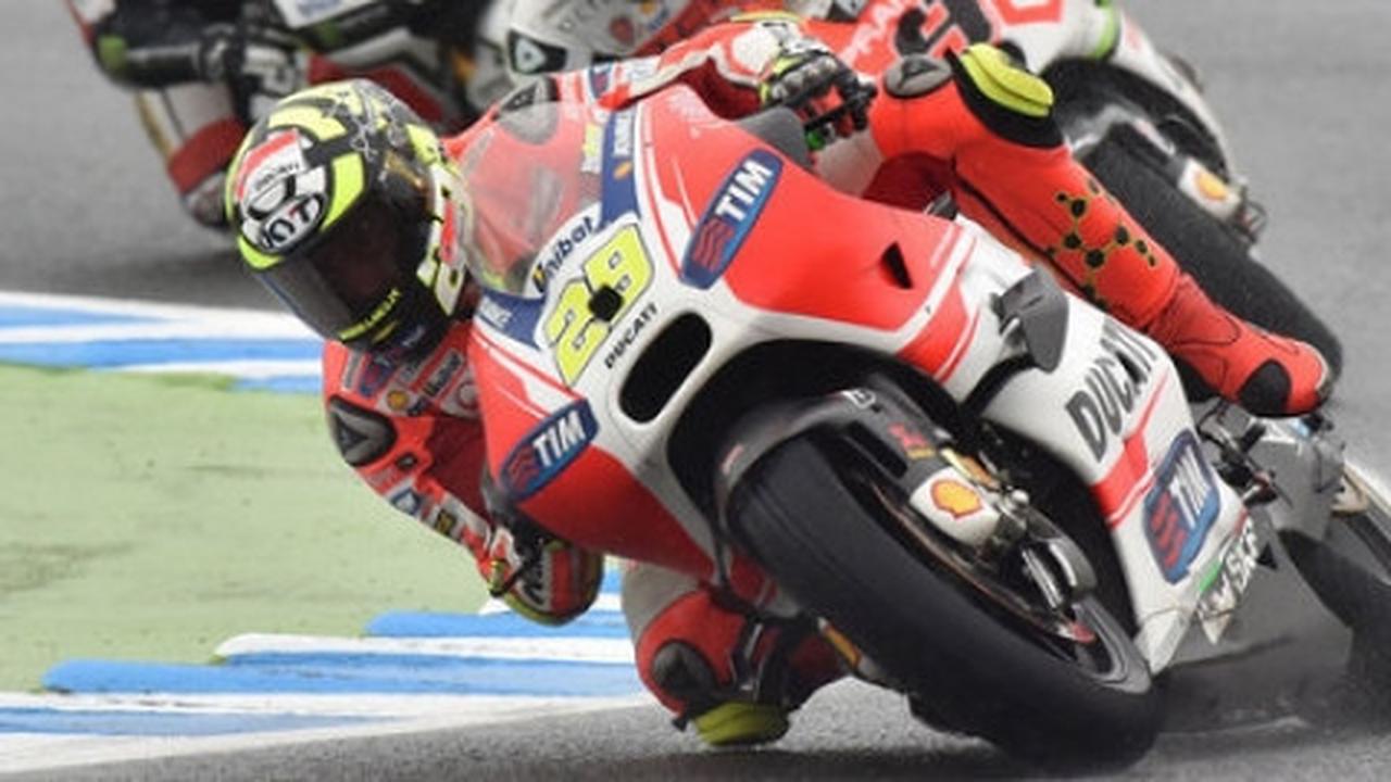 Tertarik lanjutkan winglet, Ducati fokus ban dan ECU baru