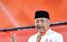 Viral Suara Merdu Presiden PKS saat Lagi Azan di Masjid, Latar Belakangnya Jadi Sorotan