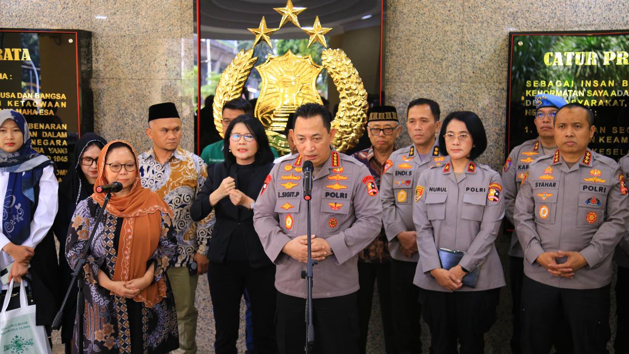 kapolri bertemu alissa wahid