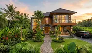 10 Inspirasi Fasad Rumah Bernuansa Resort Tropis, Tampil Mewah dan Alami
