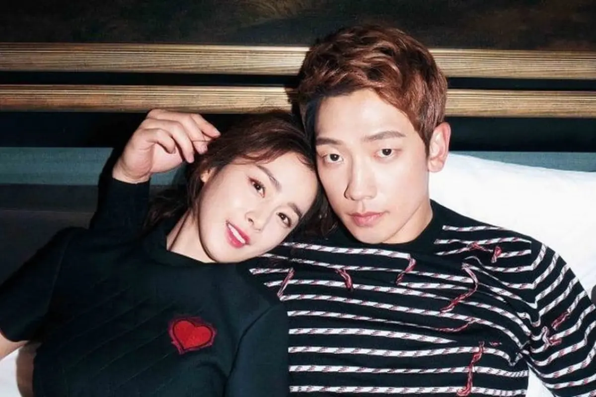 Rain dan  Kim Tae Hee. (foto: Soompi)