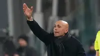 Luciano Spalletti Sentil Timnas Italia, Bukan Ganti Ponsel Baru Malah Bertahan dengan yang Lama