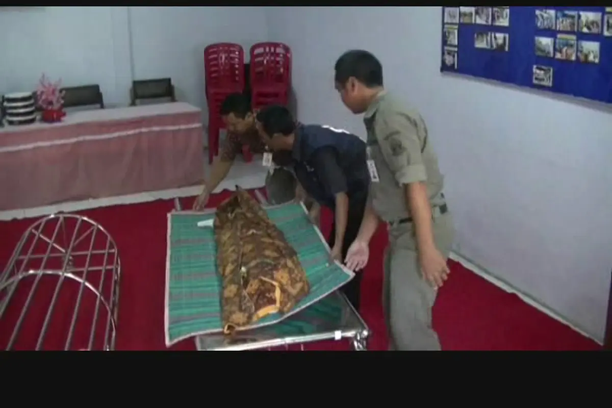 OMG! Anak Durhaka Asal Jawa Timur Tolak Jasad Ibunya