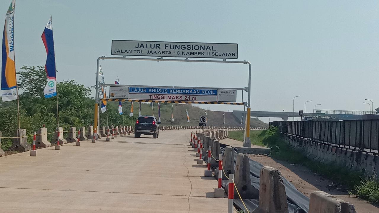 PT Jasa Marga (Persero) Tbk melalui anak usaha PT Jasamarga Japek Selatan (JJS) akan membuka Jalan Tol Jakarta-Cikampek (Japek) II Selatan secara gratis.