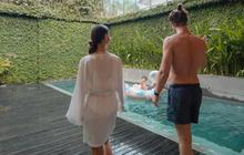6 Foto Teras Vila Nana Mirdad di Bali, Mewah dan Estetis dengan Konsep Open Space