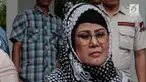 Elvy Sukaesih tersandung masalah pembayaran royalti. Akibatnya ia digugat 2,5 Miliar Rupiah.