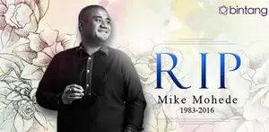 Sempat heboh soal batu akik, ternyata Mike Mohede juga suka koleksi batu akik.