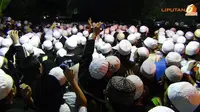 Mengapa Habib Munzir Dipuja Banyak Jemaah?