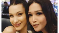 Maia Estianty dan Bella Hadid (Instagram/ maiaestiantyreal)