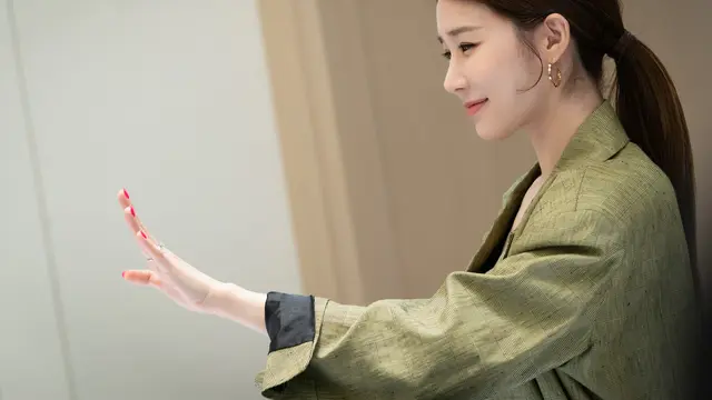 Yoo In Na dalam drama Korea "True To Love". (Foto: Prime Video)