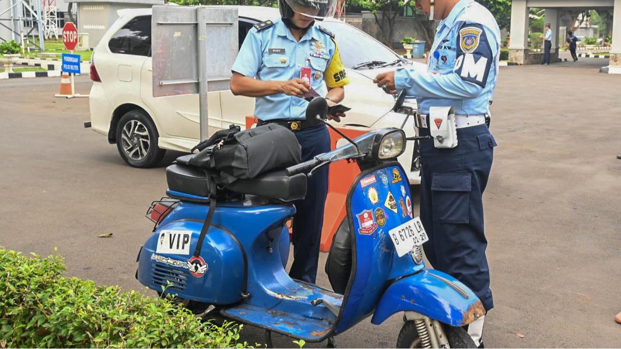 FOTO:  Tegakkan Ketertiban, Pomau Koopsudnas Gelar Operasi Gaktib