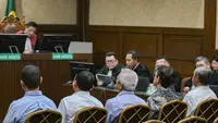 Lima Terdakwa Korupsi Tata Kelola Minyak Mentah Dituntut Hukuman Enam hingga Dua Belas Tahun Penjara