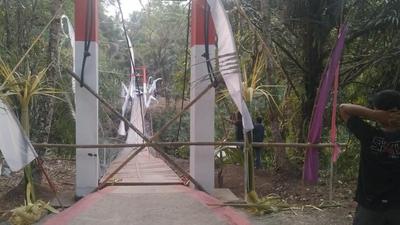 TNI AD: Jembatan Gantung Pongpet Bukan Ambruk, Tali Sling Terlepas