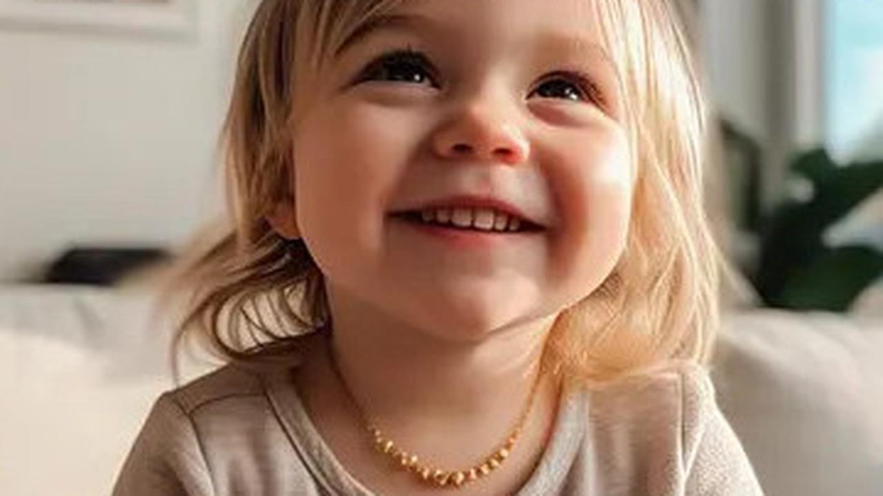 6 Tren Model Kalung Emas Bergaya Islami untuk Anak Perempuan, Cantik dan Bermakna