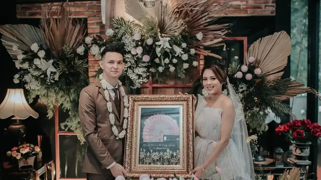 7 Momen Bahagia Pernikahan Marcell Darwin dan Nabila Faisal yang Digelar Intim