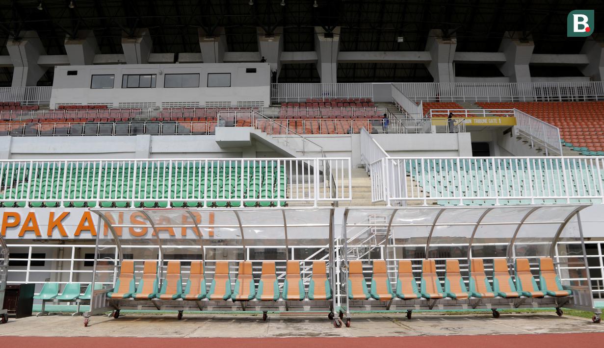 Suasana di Stadion Pakansari, Bogor, Selasa (3/3/2020). Stadion tersebut merupakan salah satu kandidat veneu untuk piala dunia U-20 pada 2021. (Bola.com/M Iqbal Ichsan)