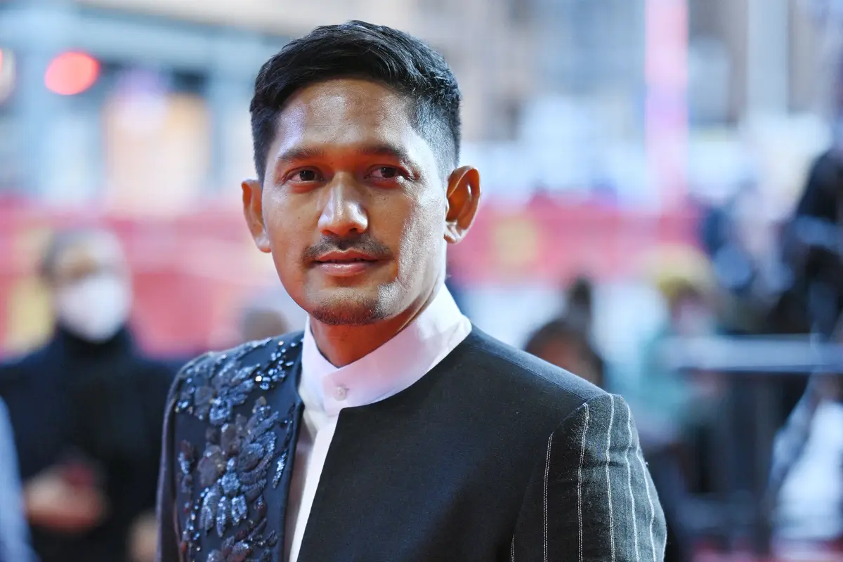 Adu Gaya 3 Artis Indonesia di Karpet Merah Berlinale 2022, dari Laura Basuki hingga Happy Salma