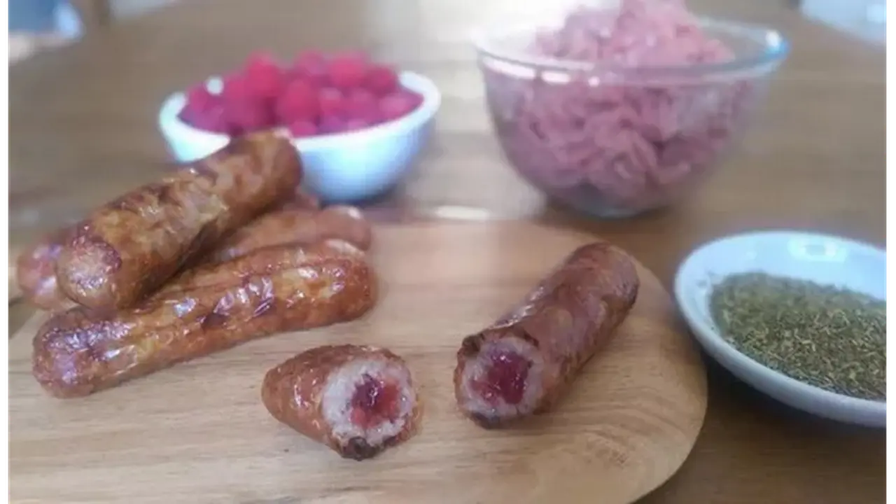 Tertarik Mencicipi Dausage, Sosis Isi Selai Buah?