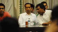 Jokowi sudah menanggalkan atribut kampanyenya. Mulai dari kemeja kotak-kotak, avatar dan semua yang berkaitan dengan kampanye pemilihan umum presiden, Jakarta, Senin (21/07/2014) (Liputan6.com/Herman Zakharia)