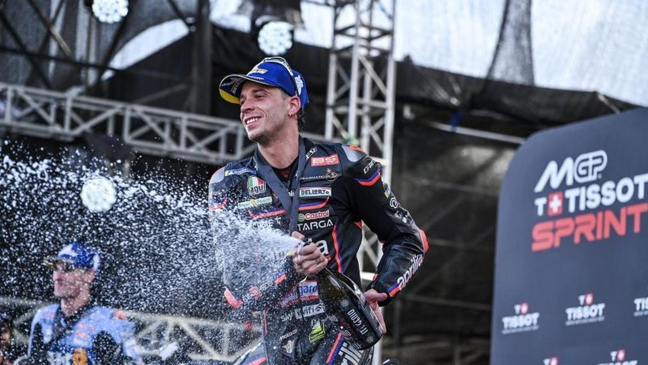 Insiden Burung Camar Tak Hentikan Bezzecchi, Juara Sprint MotoGP Australia Beruntun!