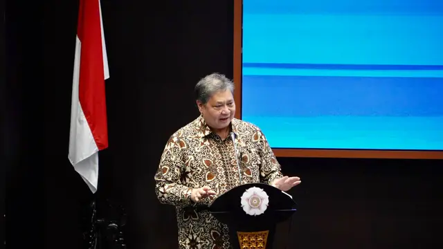 Menko Bidang Perekonomian Airlangga Hartarto dalam Kuliah Umum Fakultas Teknik Universitas Gadjah Mada (FT UGM di Yogyakarta, Rabu (19/11/2025). (Foto: Istimewa)
