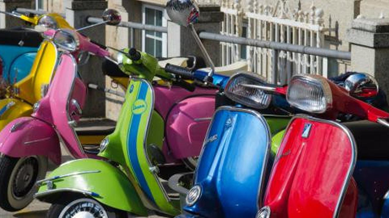 Andy Leeano, warga Yogya akan naik vespa ke Italia