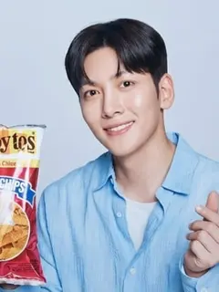 Happy Tos, salah satu brand snack tortilla chips ternama di Indonesia, menghadirkan kampanye sosial bertajuk “One Bite One Dream” sejak November 2025.