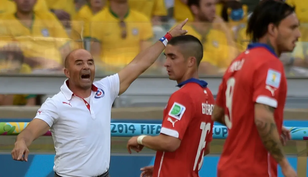 Pelatih Chile Jorge Sampaoli.(AFP Photo / Juan Mabromata)