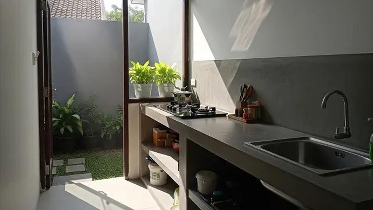 8 Desain Dapur Rumah Type 21 Ukuran 1,5x2 meter dengan Kompor Tanam dan Meja Cor