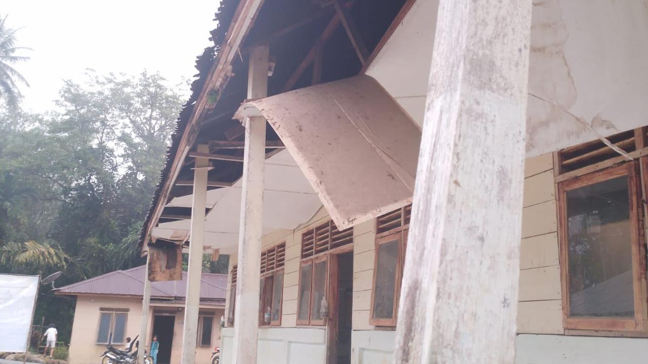 sekolah rusak akibat gempa di Taput