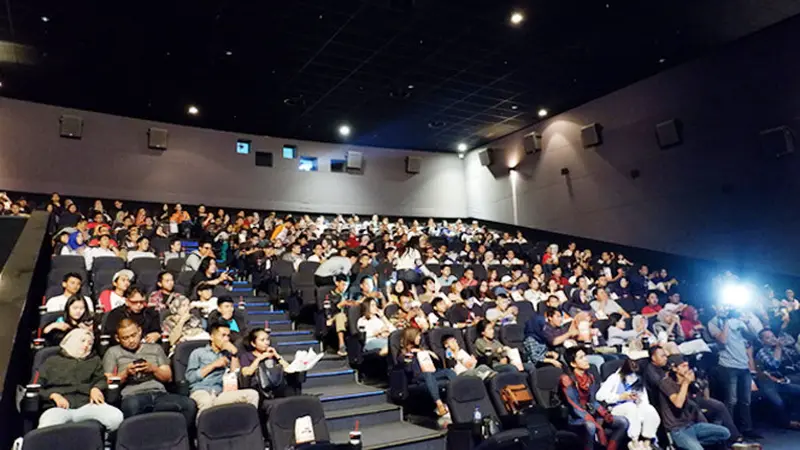 Inilah tanggapan dari penonton yang ikut Nobar Cinemaholic film Spider-Man: Homecoming bareng tim Liputan6.com dan OPPO F3 di PVJ Bandung