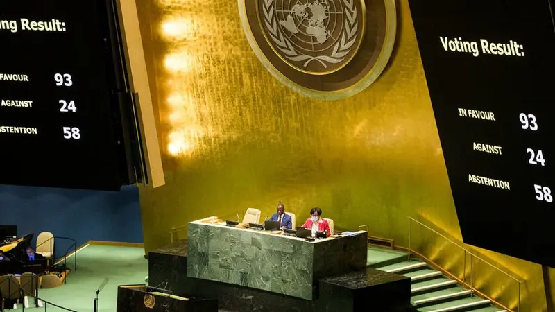 Majelis Umum PBB beri suara untuk menangguhkan hak-hak keanggotaan Federasi Rusia di Dewan Hak Asasi Manusia selama Sesi Khusus Darurat di Ukraina. (PBB/Manuel Elías)