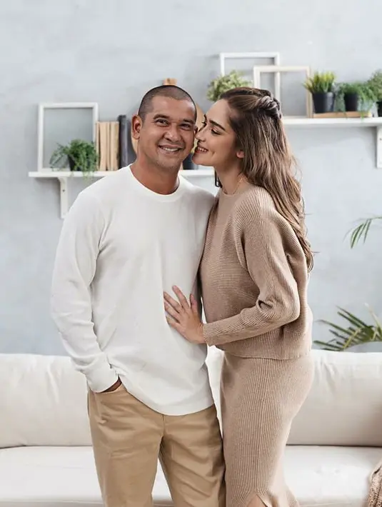 Yasmine Wildblood dan Abi Yapto (Instagram/abishalom234sc)