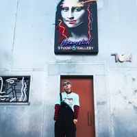 Pose menggemaskan Zico Block B. (via. Instagram)