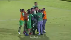 Cruzeiro merebut tiket ke perempat final Copa Do Brasil dengan cara dramatis, mengalahkan tuan rumah Atletico PR 2-1 berkat gol pe...