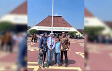 Foto-foto Juliana Moechtar saat Mengantar Sang Anak Sekolah di Taruna Nusantara, Ikut Jejak Sang Ayah di Militer?