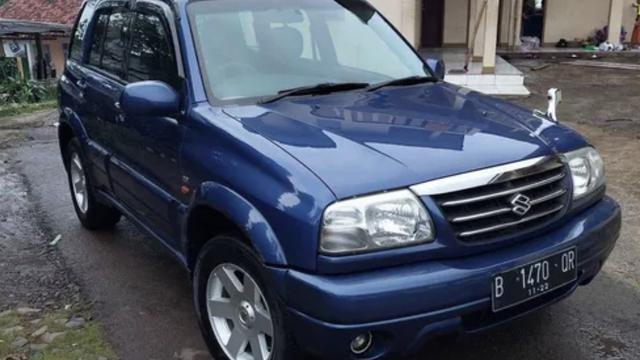 Suzuki Escudo 2.0 SQ MT 2002