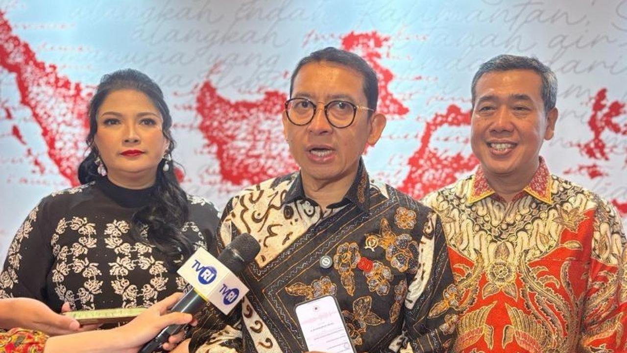 Fadli Zon Bacakan Puisi 'Untukmu Bung Tomo': Dibuat Saat Berusia 14 Tahun!