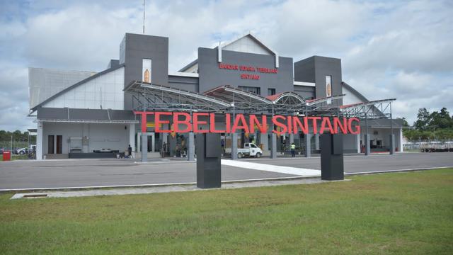 Diresmikan Jokowi, Ini Profil Bandara Tebelian yang Telan Biaya Rp 580 Miliar