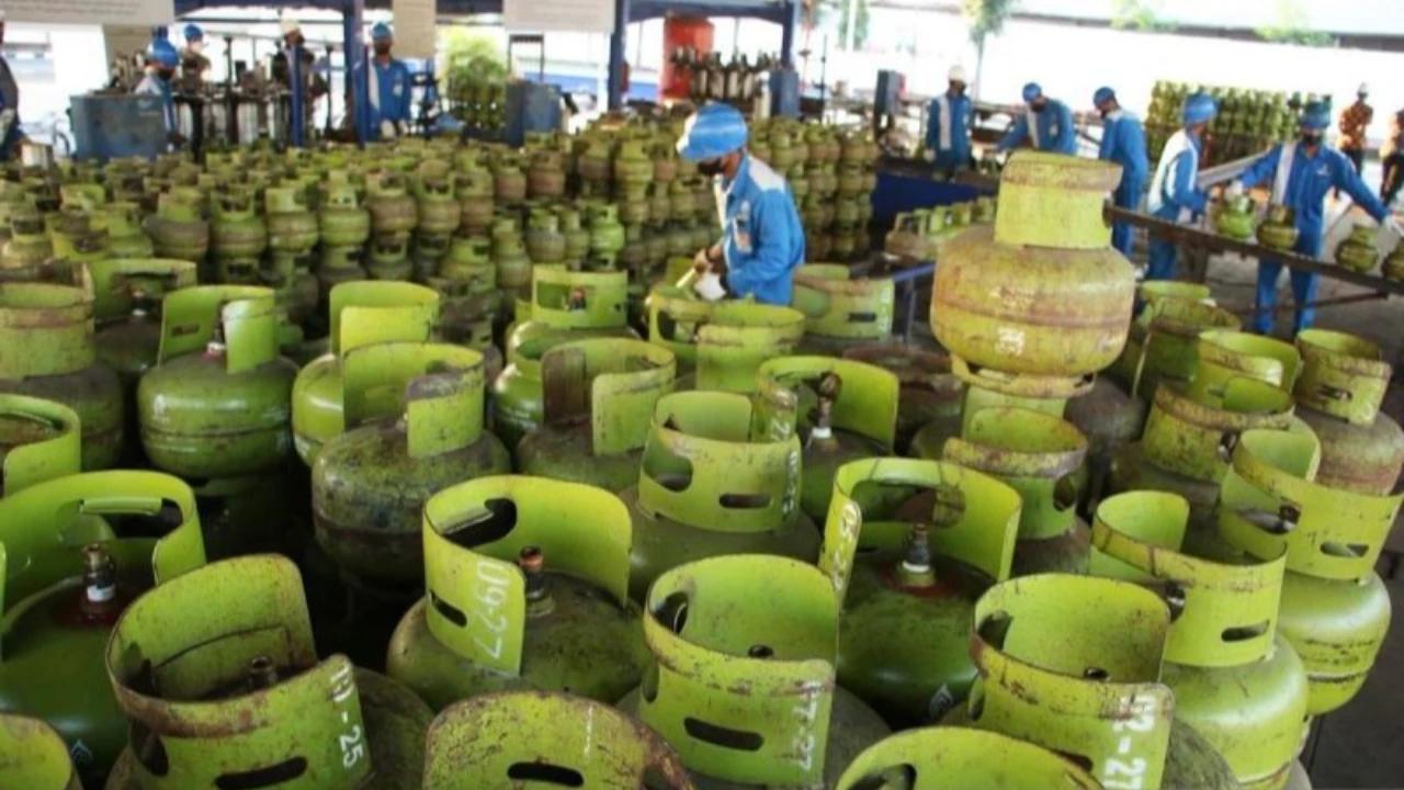 Strategi Jaga Stok Elpiji 3 Kilogram, Pemerintah Alihkan Pasokan dari Industri ke Masyarakat
